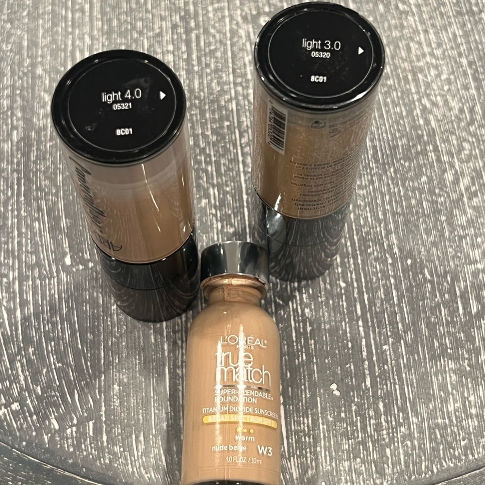 MAKEUP BUNDLE of 7 items only for $35 - Picture 5 of 16